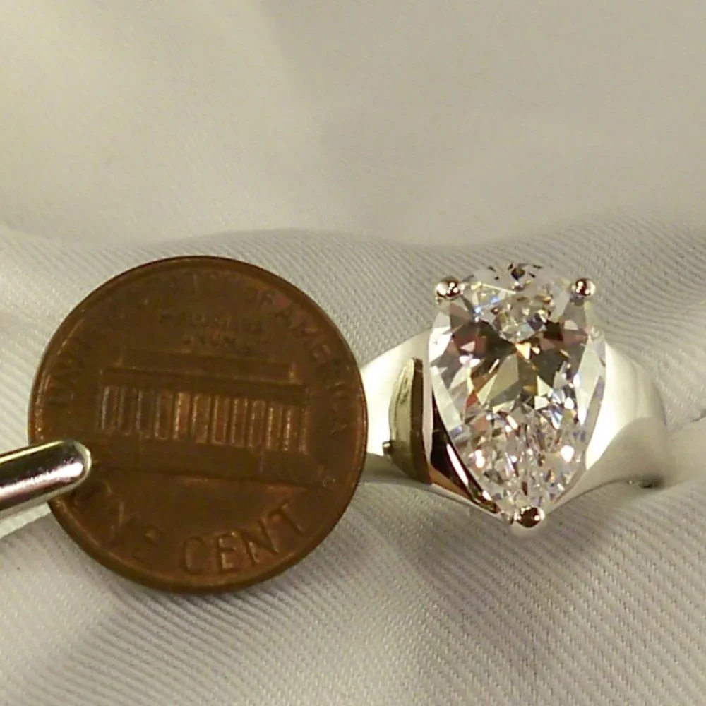 NEW Tear Drop Cubic Zirconias Silver DESIGNER Ring